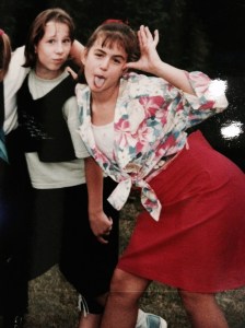 De duckface en Miley-tong waren in de jaren '90 al heel hip. 