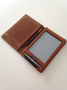 Mijn dierbare e-reader, die mij altijd trouw is behalve op pelgrimstochten, tssssss.