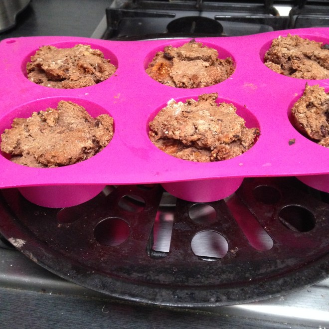 Normaalgezien moesten ze er uitziet als luchtige muffins. Hmm. 